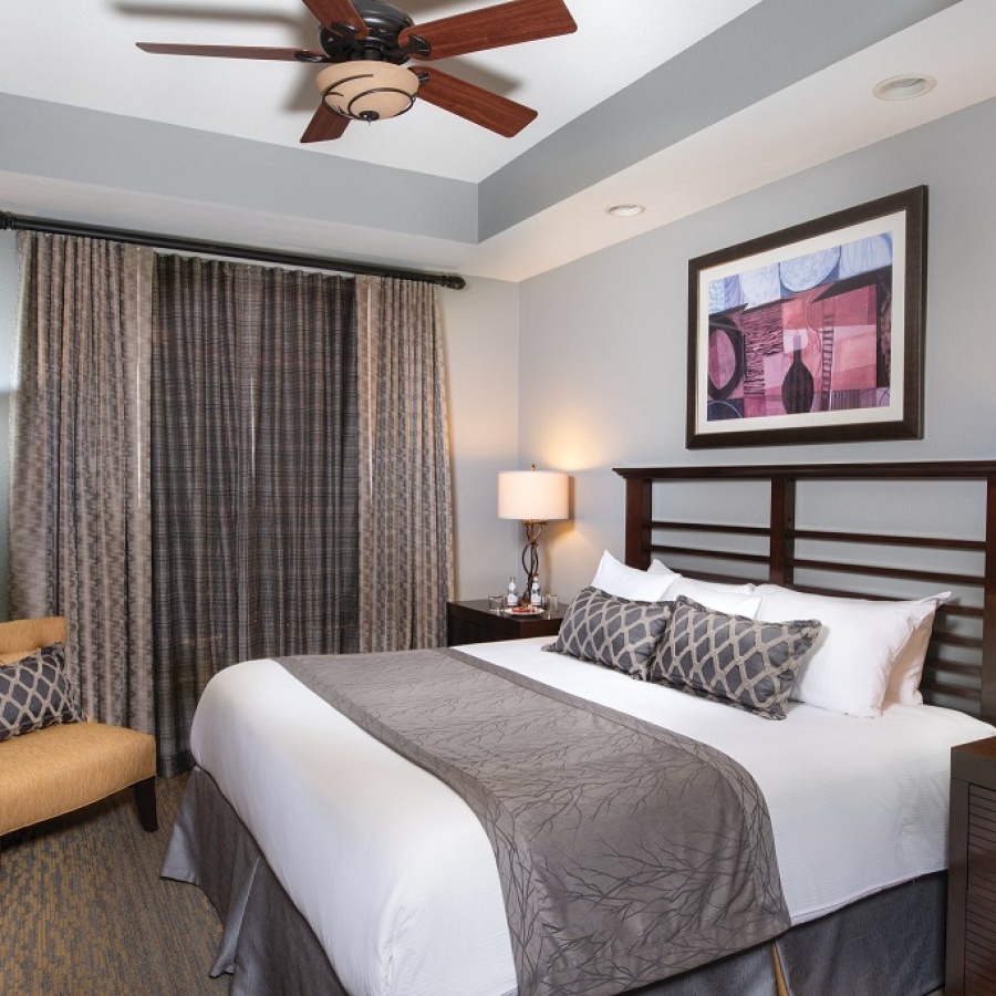 Wyndham Great Smokies Lodge Master Bedroom